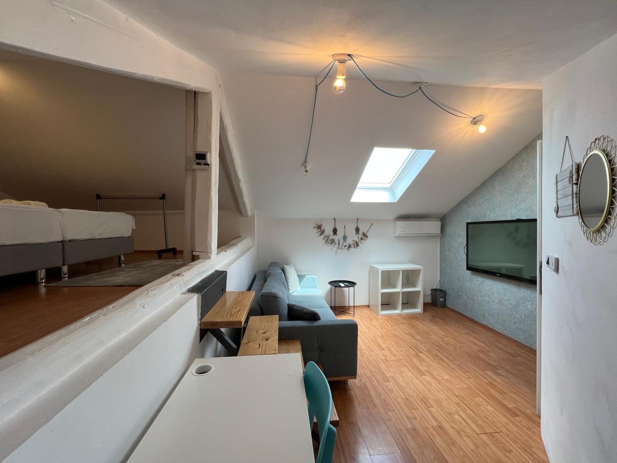 Old Court Koper Hostel Ruang foto